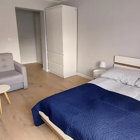 Goscinne Cztery Wiatry Pansiyon Frombork